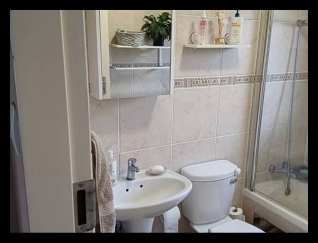 2 BEDROOM TOWNHOUSE TO LET IN BRENTWOOD PARK AH